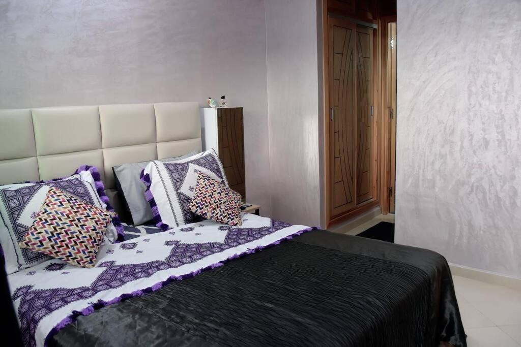 Appartement Azurite - Traditionnel & Spacieux Fez Exterior foto